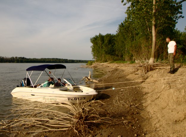 ��� � ��� � ��������� : 002